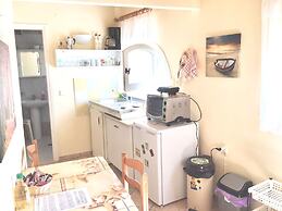 Almyra Apartments & Studios