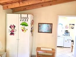 Almyra Apartments & Studios