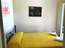 Almyra Apartments & Studios