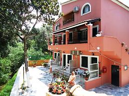 Almyra Apartments & Studios