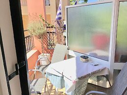 Almyra Apartments & Studios