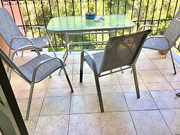 Almyra Apartments & Studios