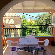 Almyra Apartments & Studios