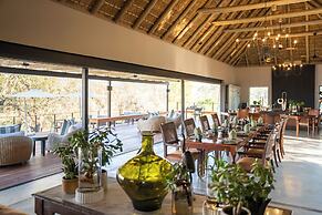 Simbambili Game Lodge