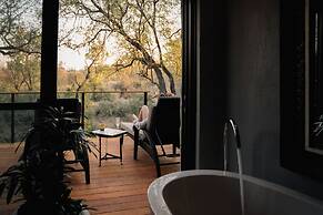 Simbambili Game Lodge