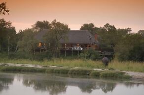 Simbambili Game Lodge