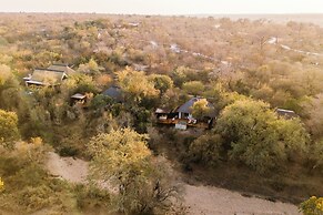 Simbambili Game Lodge