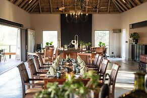 Simbambili Game Lodge