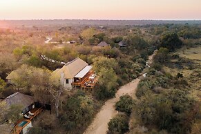 Simbambili Game Lodge