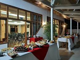 Serrano Residencial Hotel
