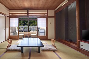 Kamenoi Hotel Aso Park Resort