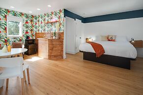 The Birches Motel