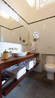 Casa Oniri Hotel Boutique