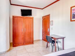 Monte Salerno Hotel & Suites