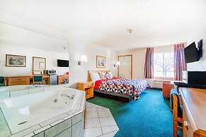 HomeTown Inn By OYO Texhoma, OK