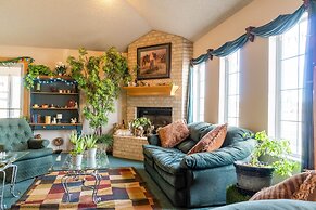 HomeTown Inn By OYO Texhoma, OK