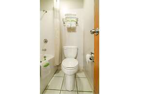 HomeTown Inn By OYO Texhoma, OK