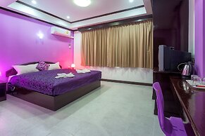 Hotel Grand Orchid Inn