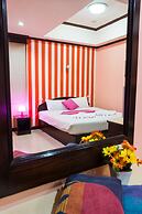 Hotel Grand Orchid Inn