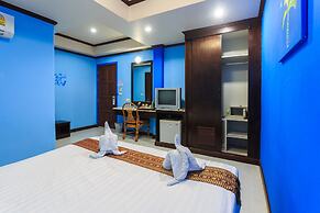 Hotel Grand Orchid Inn