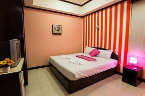 Hotel Grand Orchid Inn