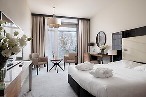 Diune Hotel