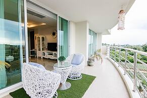 SeaRidge Hua Hin Resort & Pool Villa