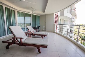 SeaRidge Hua Hin Resort & Pool Villa