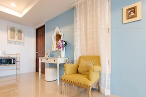 SeaRidge Hua Hin Resort & Pool Villa