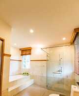 SeaRidge Hua Hin Resort & Pool Villa