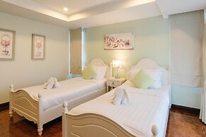 SeaRidge Hua Hin Resort & Pool Villa