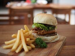 Ramada Encore by Wyndham Seminyak Bali