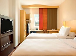 Ibis Bandung Pasteur