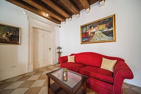 SUNce Palace Apartments with free offsite parking