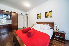 SUNce Palace Apartments with free offsite parking