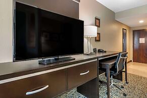 Comfort Suites Fort Lauderdale Airport South & Cruise Port