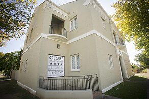 Globe Apartments