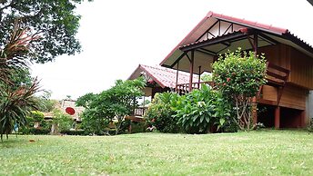 Pooltrap Village Bungalow