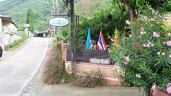 Pooltrap Village Bungalow