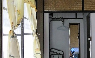 Pooltrap Village Bungalow