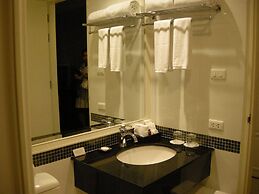 Aurum The River Place