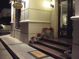 Aurum The River Place