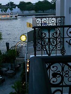 Aurum The River Place