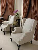 Aurum The River Place