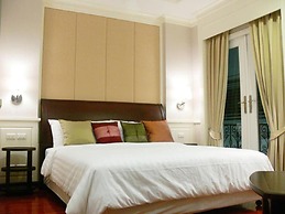 Aurum The River Place