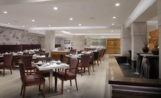 Hiltop Hotel