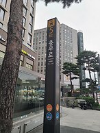 Rainbow Hotel Myeongdong