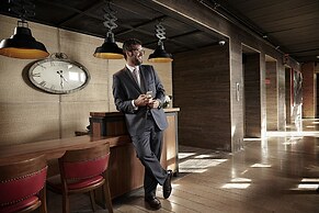 The Artisan D.C. Hotel, Autograph Collection