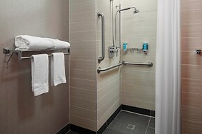 Aloft Buffalo Airport