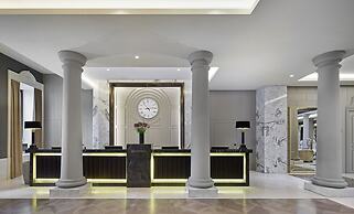 TITANIC Gendarmenmarkt Berlin